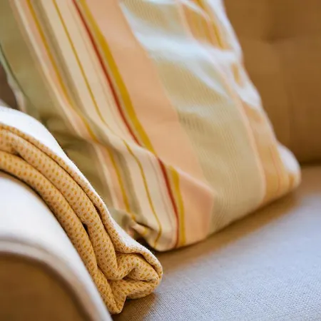 The Stoop, Stunning Sea Views! Apartmán *