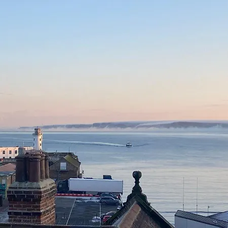 The Stoop, Stunning Sea Views! *