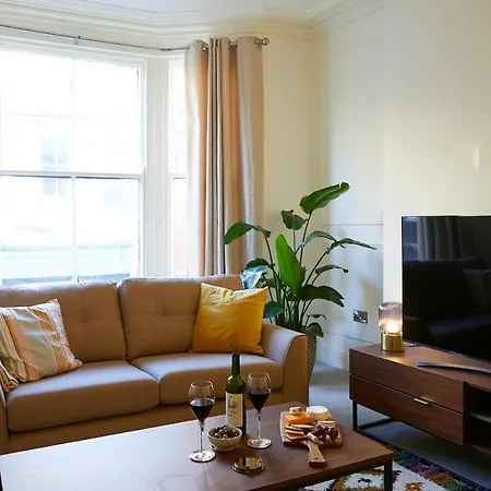 The Stoop, Stunning Sea Views! Apartman Scarborough