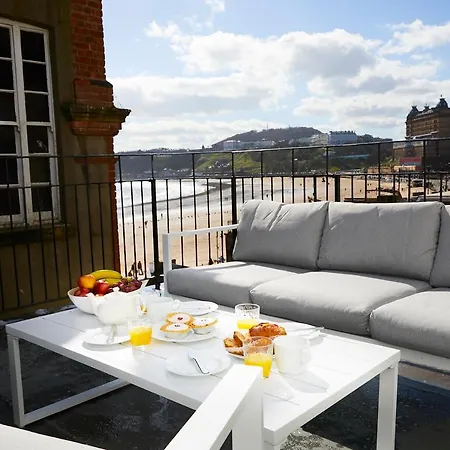 The Stoop, Stunning Sea Views! Apartman Scarborough